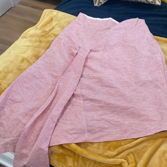 🆕BCBGMAXAZRIA Pinstriped Asymmetric Skirt In Lipstick Red. Size Large.NWT - Picture 6 of 10